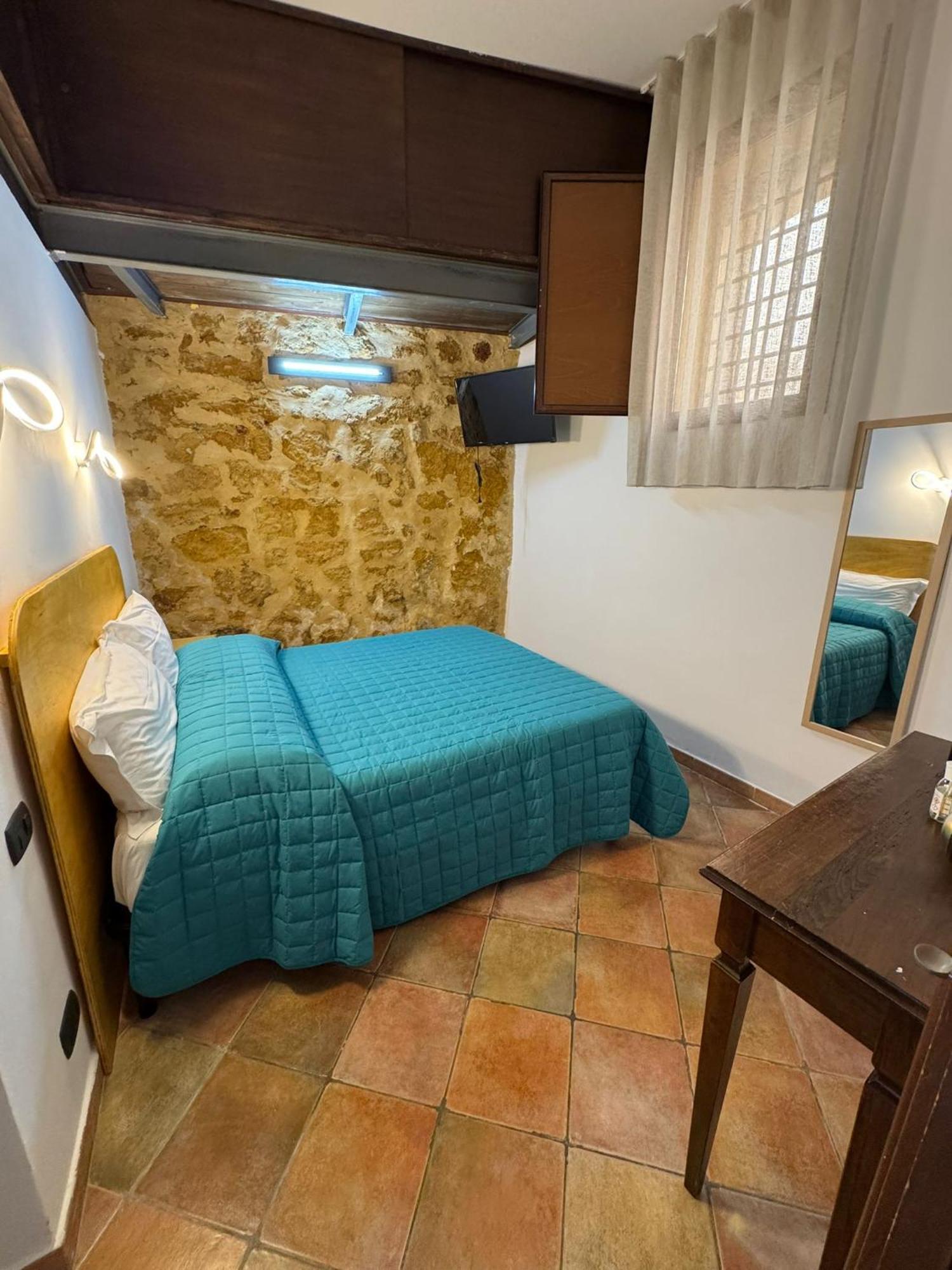 Hotel Le Scalette Del Centro Agrigento Exterior foto
